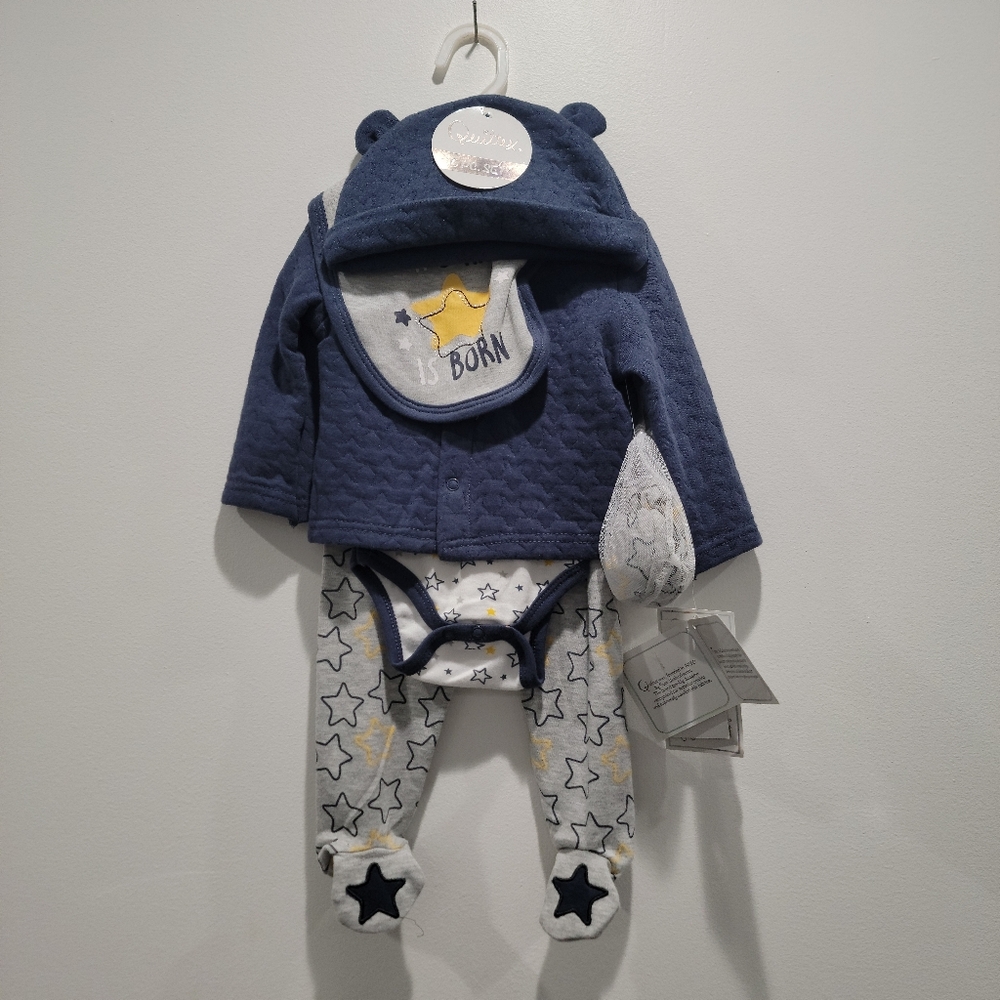 🆕️3-6M Quiltex Baby Boy Star Set